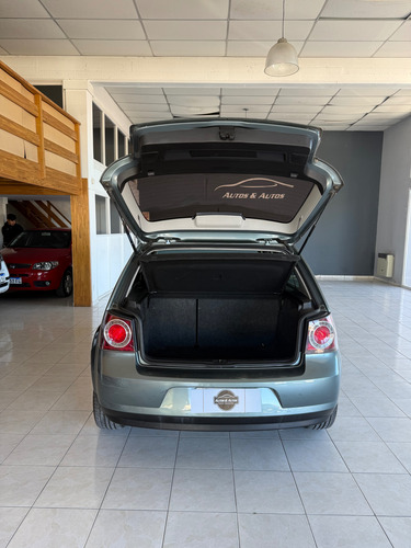 Volkswagen Golf 1.6 Advance
