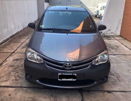 Toyota Etios 1.5 X 2015