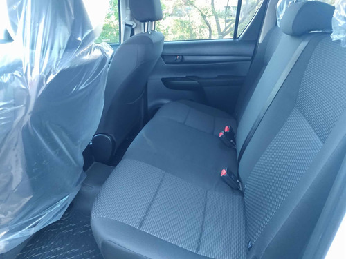 Imagen 12 de 13 de Toyota Hilux 2.4 Cd Dx 4x2 0 Km Patentada 2021