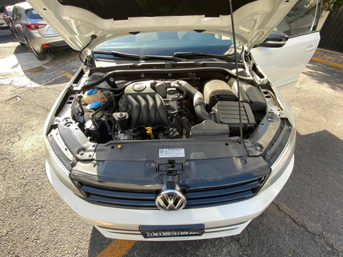 Imagen 9 de 15 de Volkswagen Jetta 2017 2.0 Fest Mt