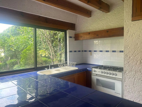 Lomas De Tecamachalco, Espectacular Residencia Estilo Cantábrico Precioso Jardín