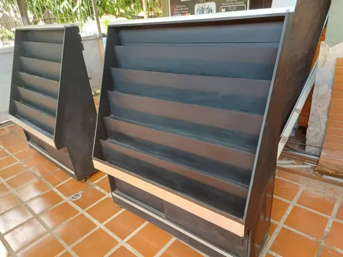Muebles Exhibidores En Madera (Usado)