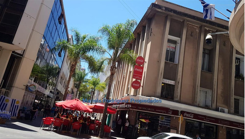 Peatonal Sarandi Y Misiones, 2o Por Escalera