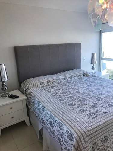 Imagen 9 de 15 de Apartamento En Venta De 2 Dormitorios En Playa Mansa (ref: Lij-5397)
