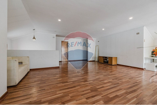 Casa 4d,3b, 3 Estacionamientos , Ñuñoa