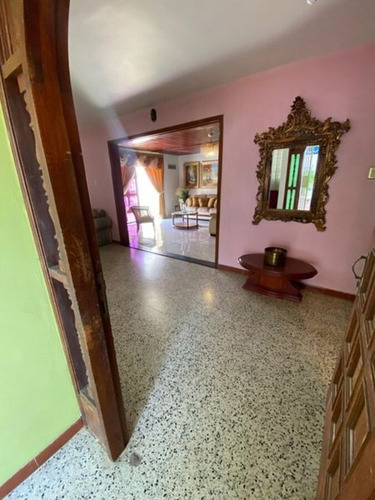 Ecv-1398 Zona Norte Casa Urbanización Maracaibo