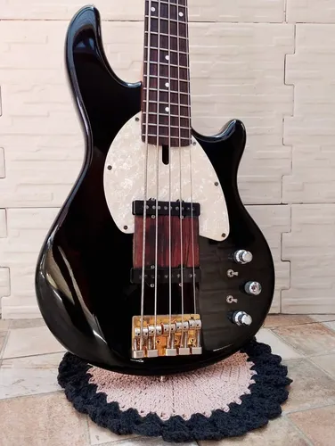 Baixo Bass Collection Japan Com Bag Fender Original | Parcelamento