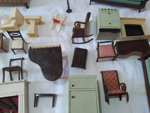 Imagen 5 de 9 de 2b Antiguo Muebles De Casa De Muñecas De Madera Renwal Otros
