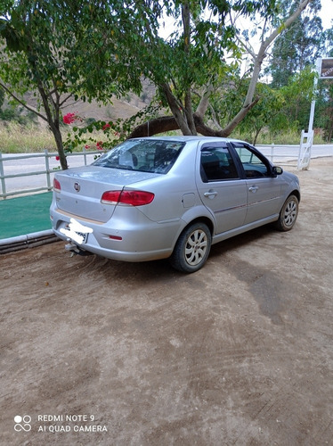 Imagem 8 de 8 de Fiat Siena 2011