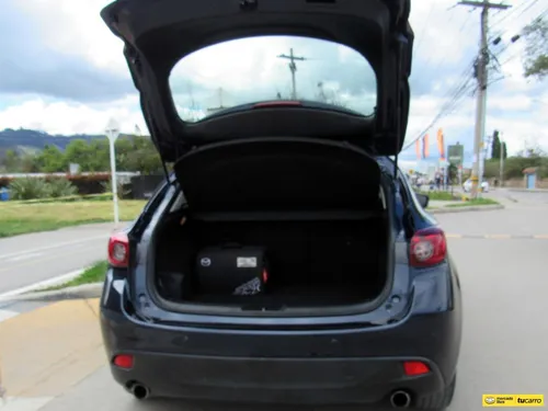 Mazda 3 2.0 Touring