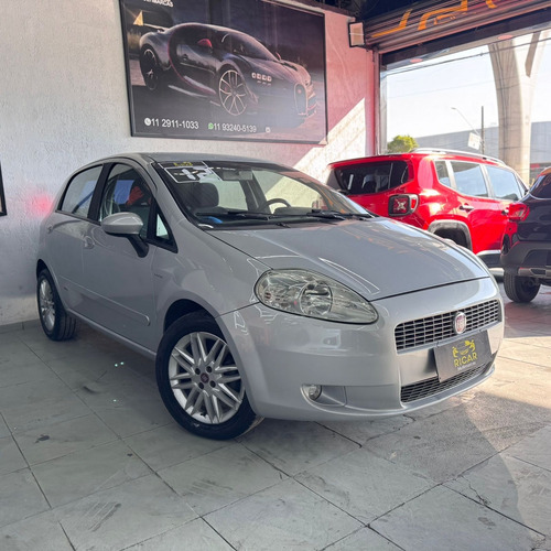 Fiat Punto Punto Essence 1.8 16V Dualogic (Flex)