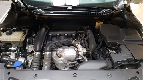 Imagen 12 de 15 de Peugeot 508 2018 1.6 Thp Feline 163cv Blanco Techo Cuero Aut