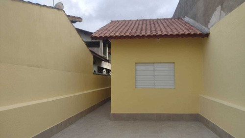Imagem 2 de 4 de Casa Nova Prox. A Praia