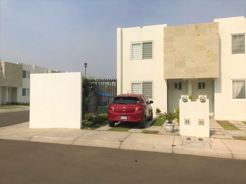 Imagen 2 de 23 de Casa Amueblada En Renta En Tres Cantos Queretaro