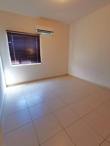Imagen 9 de 15 de Hermosa Casa En Renta Al Norte En Mision Del Sol