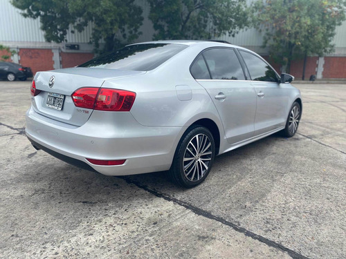 Volkswagen Vento 2.0 Sportline Tsi 200cv Dsg 2013