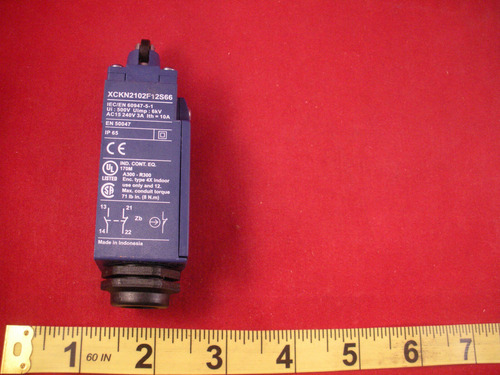 Telemecanique Xckn2102f12s66 Limit Switch Roller Cable G Sse