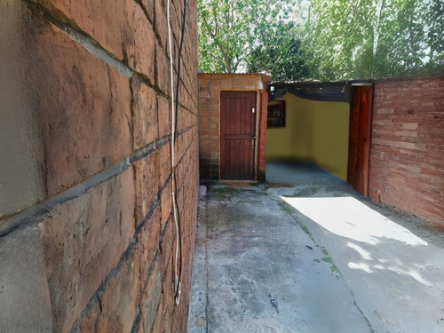 Venta O Permuta De Preciosa Casa 3 Dormitorios, Ph En Complejo Pinares 3, Pinar Norte Km 29 De La Interbalnearia
