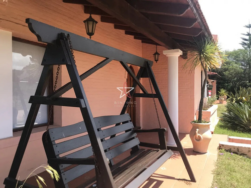 Estupenda Esquina, Vista Al Mar, En Lote De Doble Con 4 Dormitorios Suite La Mejor Barbacoa De Manantiales Piscina Y Jacuzzi Exterior, 4 Cuartos