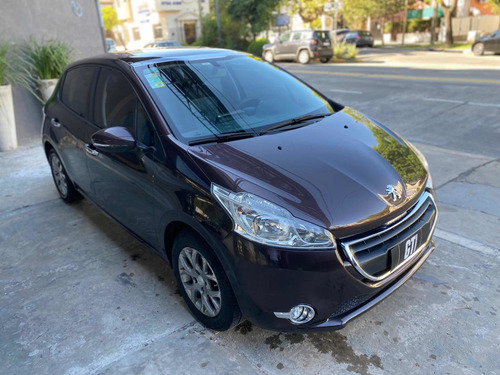 Peugeot 208 1.6 Allure Touchscreen 2015