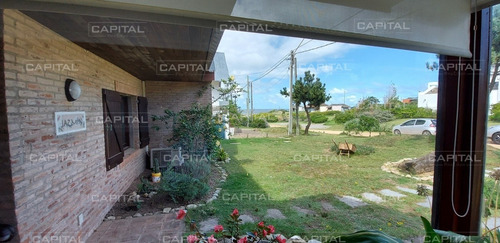 Propiedad En Venta En La Barra A Una Cuadra Y Media Del Mar -ref:29802