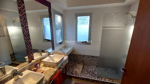 Casa En Alquiler Anual En Barrio Malibu Canning