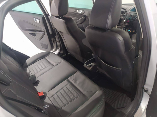 Imagem 9 de 10 de Ford Fiesta 1.6 Titanium Hatch 16v Flex 4p Powershift