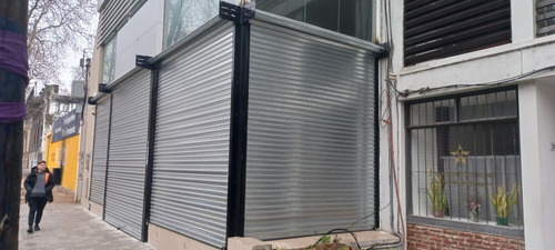 Imagen 6 de 6 de Cortina Enrollar Metálica Reparacion Fabricación Instalacion