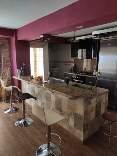 Imagen 2 de 11 de Apto. En Venta Av. Fuerzas Aéreas Urb. Los Chaguaramos