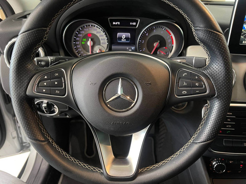 Mercedes-benz Gla 200 1.6 Cgi Advance 16v Turbo Flex 4p