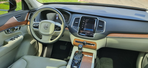 Volvo XC90 2.0 T6 Momentum Drive-e 5p