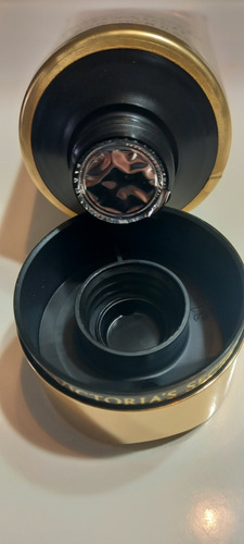 Crema Victoria's Secret Velvet Petals Sellada Original U.s.a Sweet Almod Glaze & Creamy Sandalwood