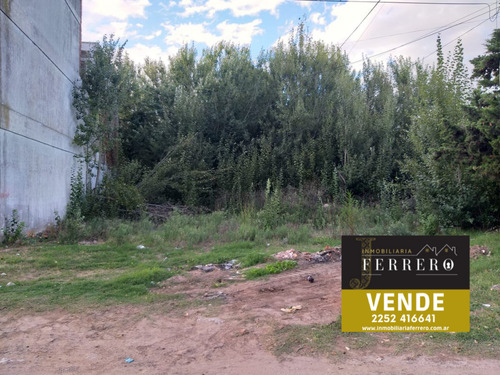 Lote De 714m2 A 200 Mts De La Plaza Pereira