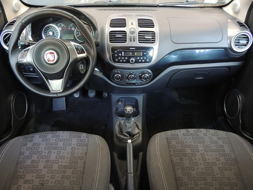 Imagen 14 de 17 de Fiat Palio Attractive 2017 1.4 Mt N Dha Abs Ab San Blas Auto