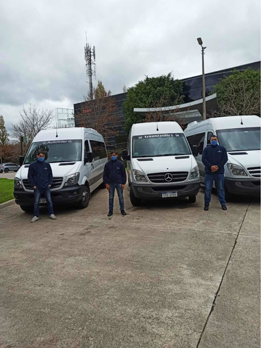 Traslados De Pasajeros,viajes,transporte,camioneras,combivan