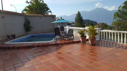 Imagen 2 de 30 de Los Naranjos Espectacular Calle Privada Vigilancia. 200mts8h8b8p Instagram:@inmuebleslosnaranjos 04142695974 04143057302
