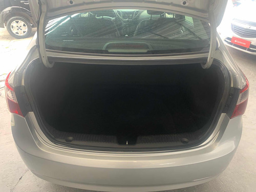 Hyundai HB20S 1.6 Comfort Plus Flex 4p