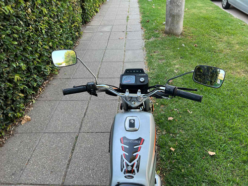 Imagen 11 de 17 de Suzuki Ax100