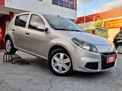 Renault Sandero 1.0 16V