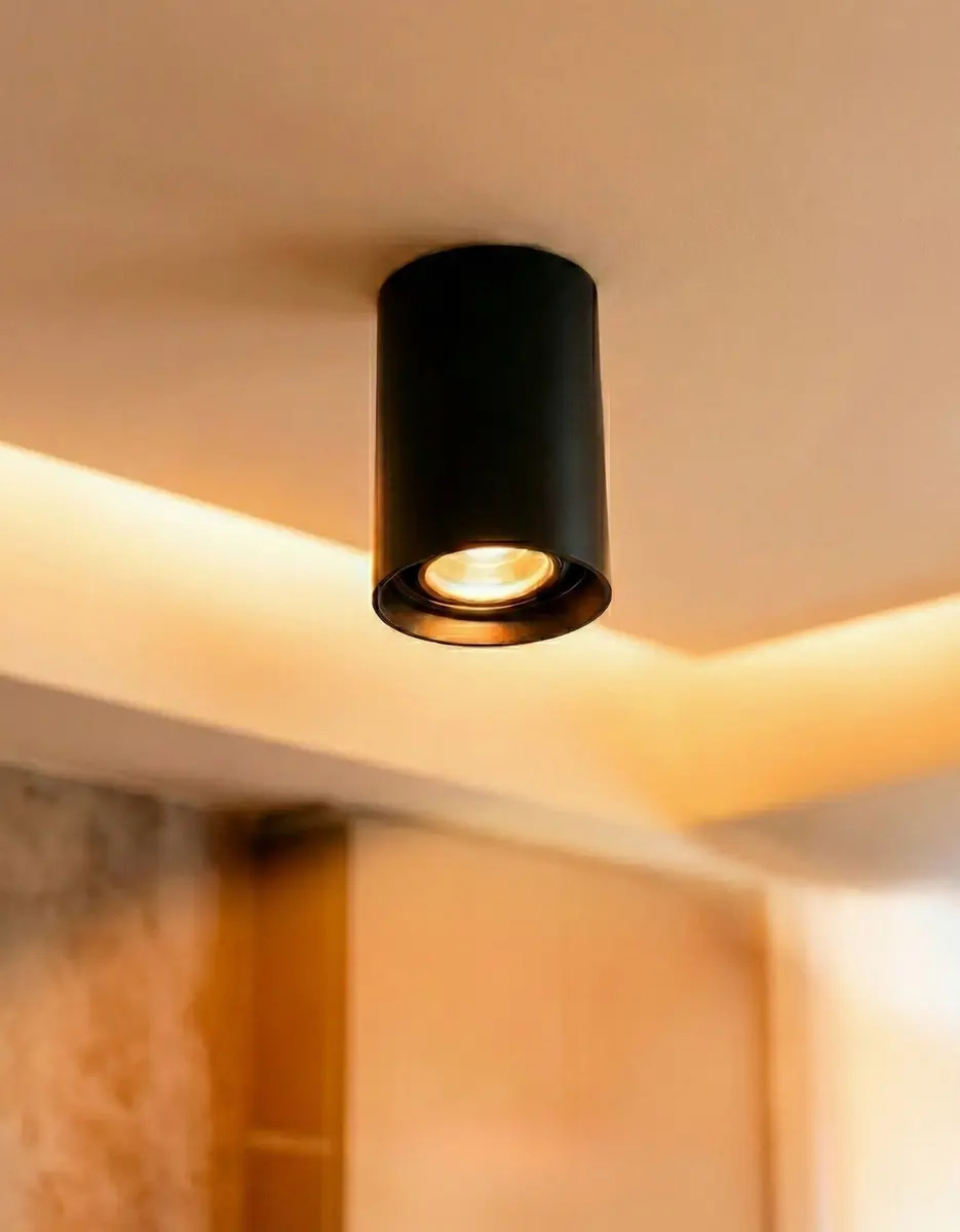 Spot Sobrepor Led Delis Preto Direcionável Lâmpada Dicroica MR16 Teto