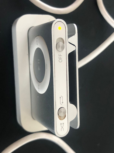 Ipod Shuffle Segunda Generacion Impecable Plata (Usado)