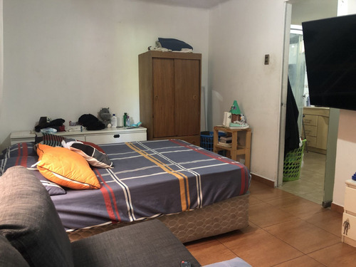 Vende 2 Casas Total 6 Dorm, 3 Baños, 2 Cuadras Metro El Bosq