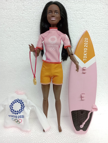 Barbie Profesiones Olimpiadas Tokio 2020 Surfista (Usado)
