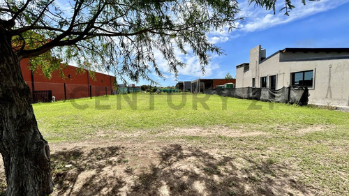 Venta Lote En Las Casuarinas - Barrio Privado En Ibarlucea