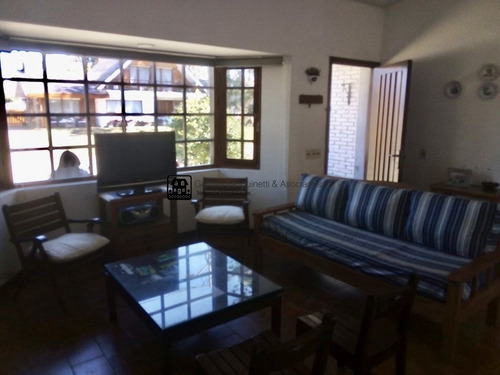 Muy Linda Casa En La Mansa- Ref: 1699
