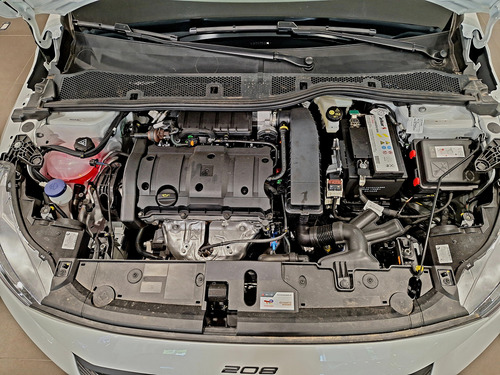 Peugeot 208 1.6 Allure At