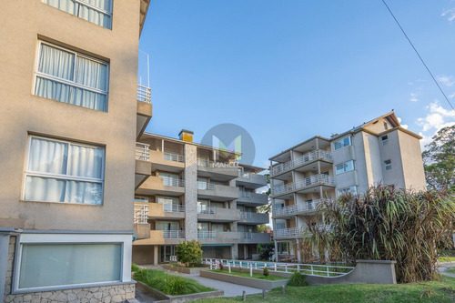 Imagen 2 de 18 de Departamento En Venta - 3 Ambientes - Pinamar Golf