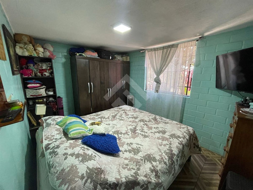 Departamento En Venta De 3 Dorm. En Cerrillos