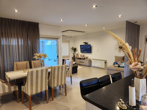 Villa Belgrano Housing Duplex En Venta 3 Dormitorios