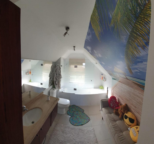 Hermosa Casa En Condominio, Las Pircas, Peñalolen